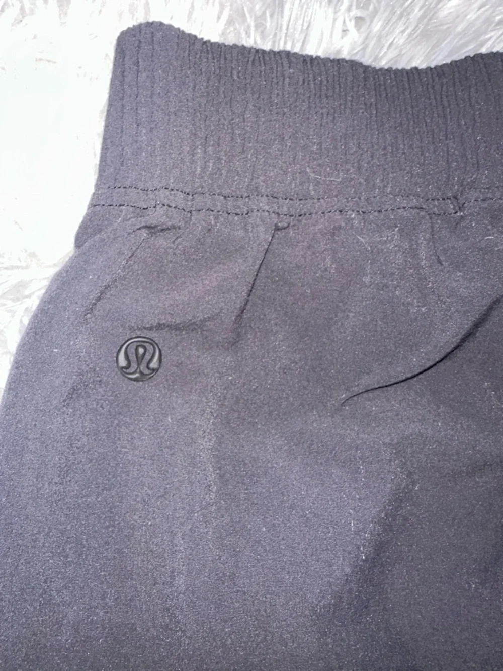 lululemon athletica Wide Leg Lightweight Pants in Black - Small
